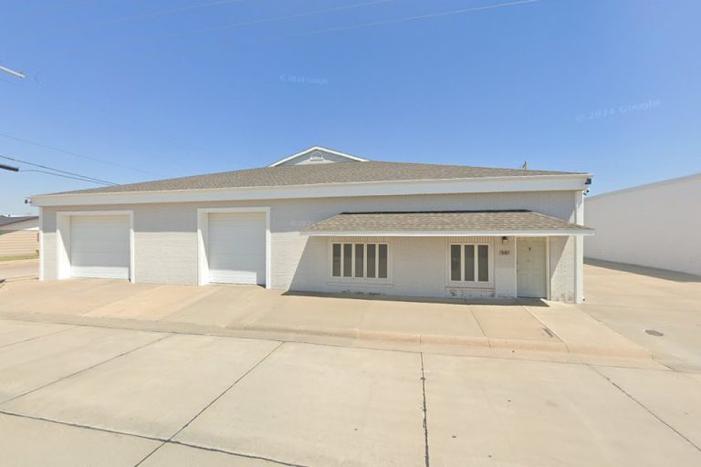 3320 image1 768x512