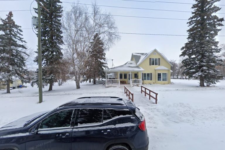 5579 image1 768x512