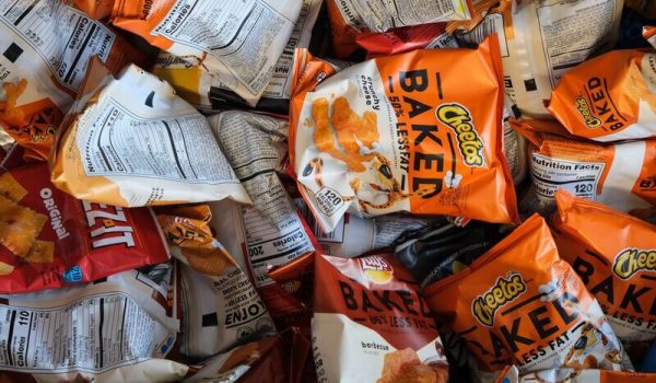 rsz_ryan-quintal-gepzcru5qga-unsplash-1536×1024-1 Variety of snack bags showing product options to stock your vending machine.